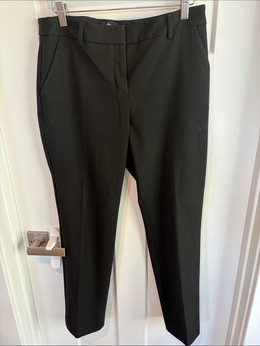 Express Women’s Black Tailored Stretchy Ankle Pants Size 6R